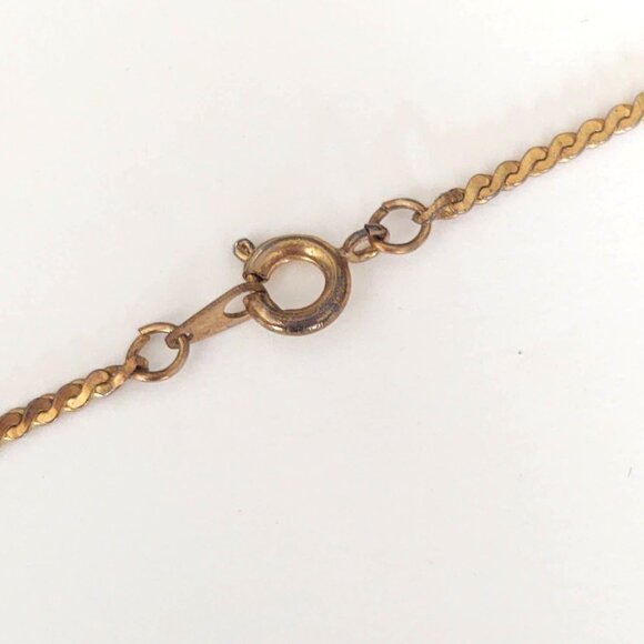 Gold tone double heart wire wrapped pendant necklace - Picture 14 of 14